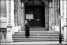 Lawyer in wig and gown on steps of Royal Courts London Leica M3 05.JPG Lawyer in wig and gown on steps of Royal Courts London Leica M3 05.JPG