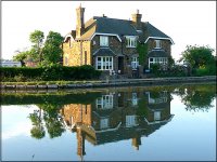House on Grand Junction Canal Northampton FX55_1000393.jpg