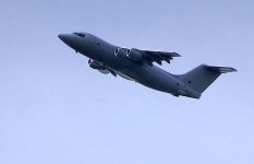 BAE 146 over Exeter HX90 DSC00825.JPG