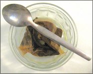Used teabags and spoon Ixus 70 IMG_4256.JPG Used teabags and spoon Ixus 70 IMG_4256.JPG