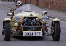 Three wheel JZR car in Exmouth GM5 _1040192.jpg