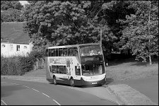 Bus in layby at Stowford Rise Sidmouth DSC02928.JPG