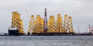 8.Disused oil rigs-Cromarty Firth.jpg