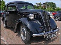 Panasonic GM5_red 8GB 02 P1220035.jpg