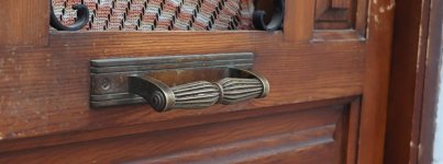 HandleLetterboxP7225147-1k5.jpg