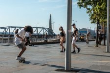 Skateboarder Start.jpg