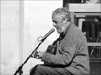 Busker Exeter High Street PSZ IMG_0033.JPG