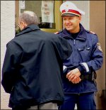 Austrian police officer in the Zillertal S10 NIK_1082.jpg Austrian police officer in the Zillertal S10 NIK_1082.jpg