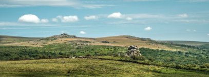 026 Vixen Tor (Pano) 01-6889 PS Adj.JPG