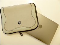 Crumpler Slip-in bag with MacBook Pro 13 inch TZ70 P1030764.JPG