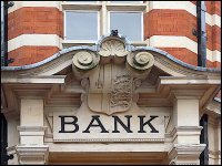 Bank sign in Reading FX55 1010356.jpg