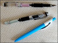 Fountain pens and ballpoint HX90 DSC00074.JPG