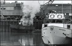 Fire at Exmouth Docks Unknown Camera 1992 01-11.jpg