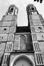 Frauenkirche.jpg Frauenkirche.jpg