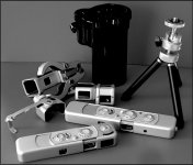 Minox outfit monochrome HX90 DSC00262.JPG Minox outfit monochrome HX90 DSC00262.JPG