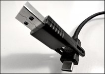 SSD to USB adapter Twin plug FZ82 P1010710.jpg