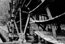 Contax G1 Water Wheel Boss.jpg