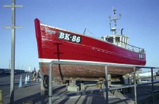 Fuji 690_Fuji Pro 400H (out-of-date)_Seahouses Harbour copy.jpg