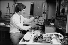 Teacher demonstrating Rockwell computer Zorki 4A 1977_13_02.jpg