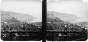 Stereo slides-037 - Robin Hoods Bay copy.jpg