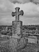 St G de C Cross & View  4437.jpg