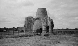 Abbey Gatehouse.jpg