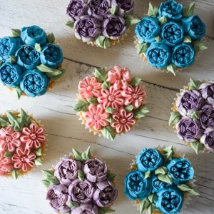 Flowering Cupcakes | Nikon D5300