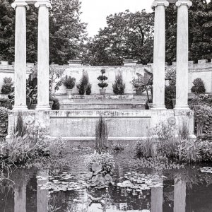 B&W Film-01238.jpg