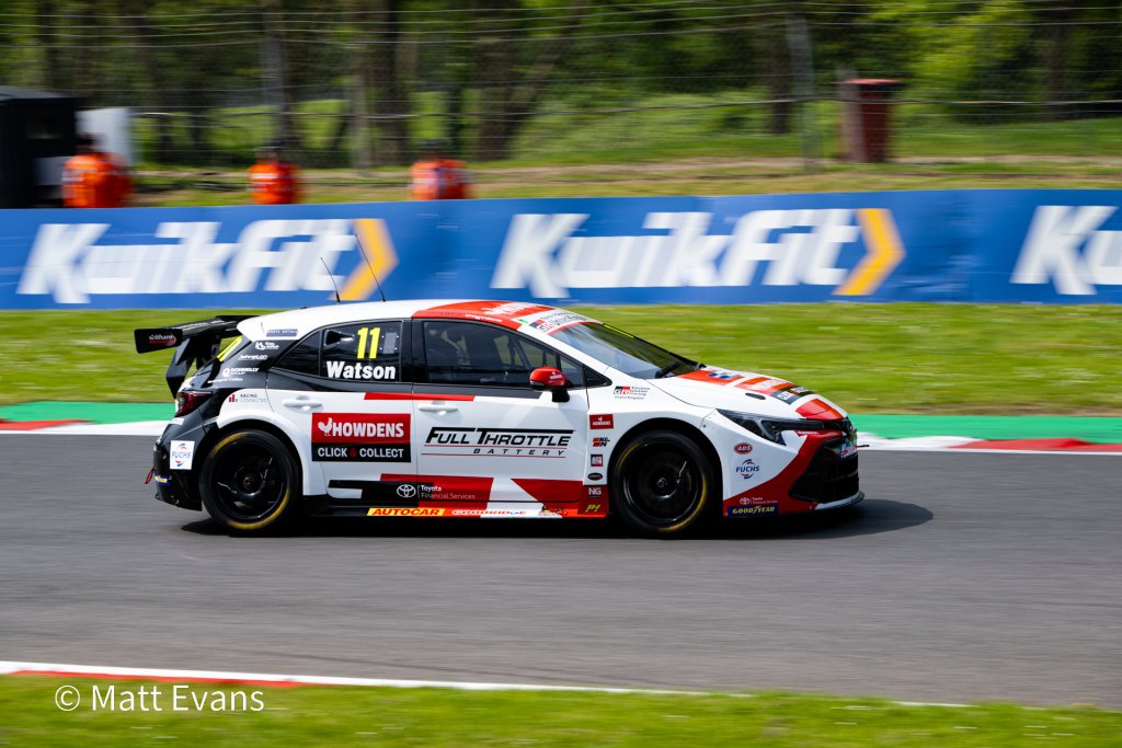 BTCC Brands Hatch-10.jpg
