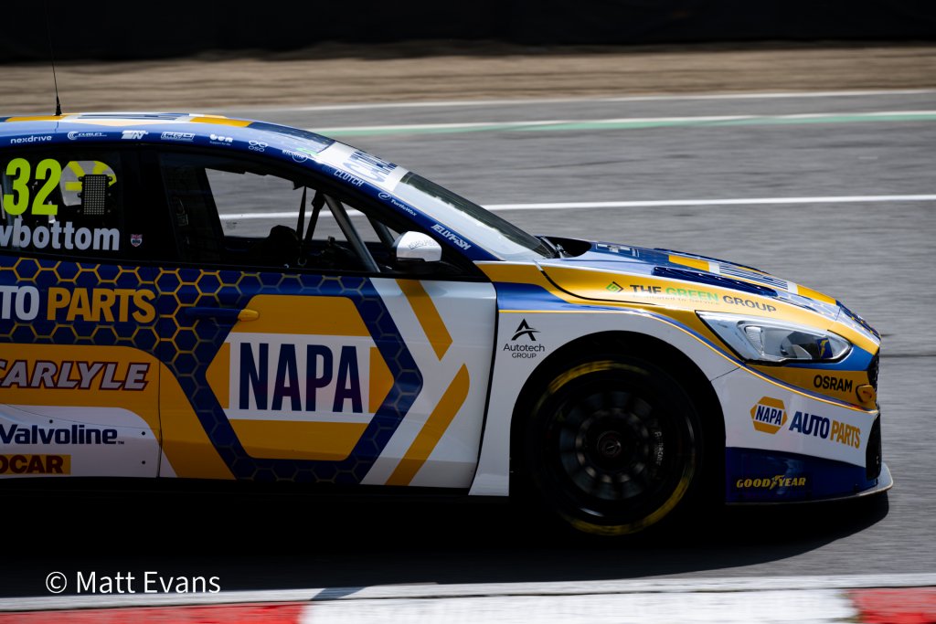 BTCC Brands Hatch-21.jpg