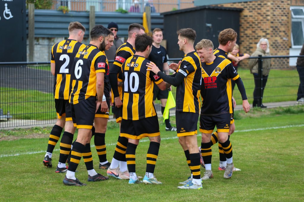 West 2 v 1 Consett (85).jpg
