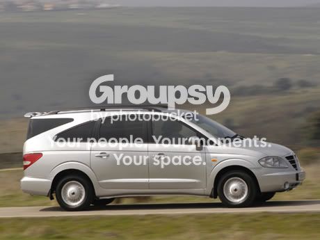 Ssangyong_Rodius.jpg