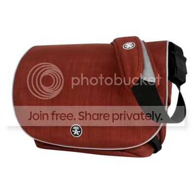 crumpler_new_delhi_510_red_silver.jpg