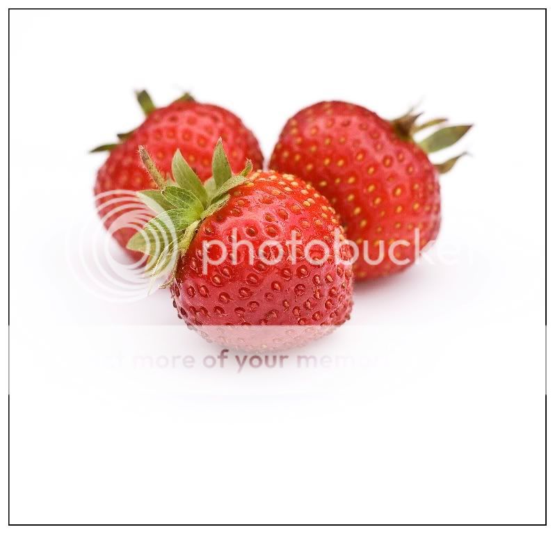 Strawberriescrop1756pb-1.jpg