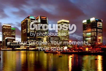 CanaryWharfnight3light.jpg