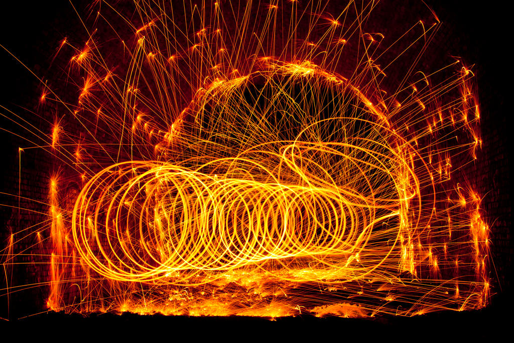 wirewool_light_painting_by_richardfrost-d4fbyct.jpg