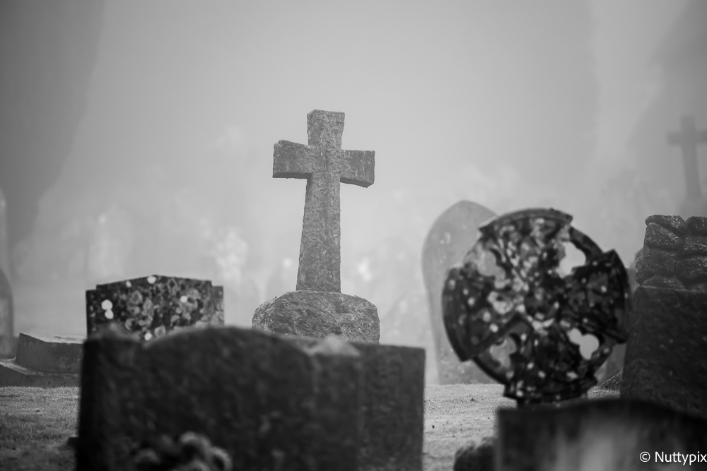 TP_Cemetery_Cross_Twyford.jpg