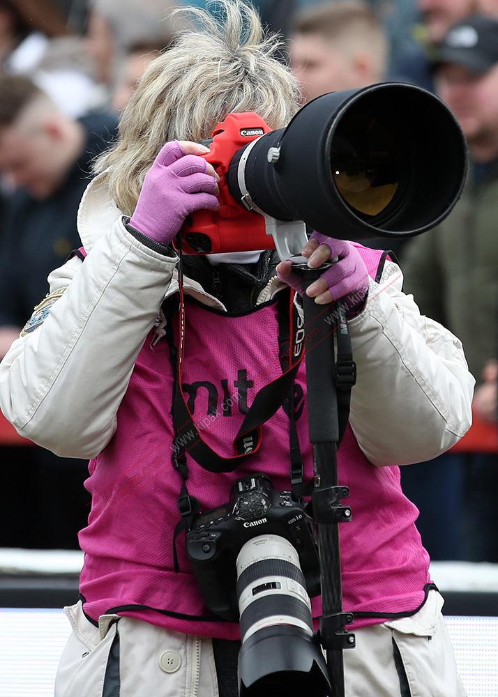 camera_story.jpg