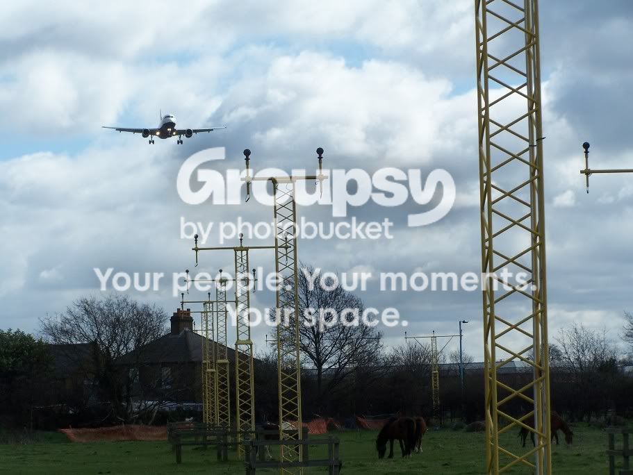 G-BUSB.jpg