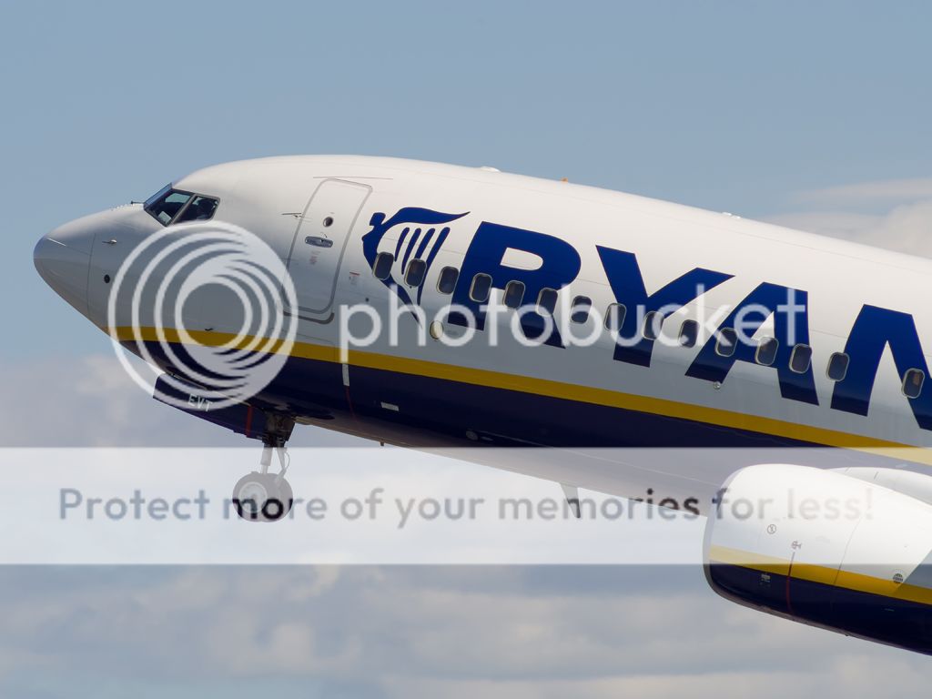 Ryanair300_zps2d4ce94c.jpg