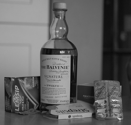 4233709411_81f04d8a2f.jpg