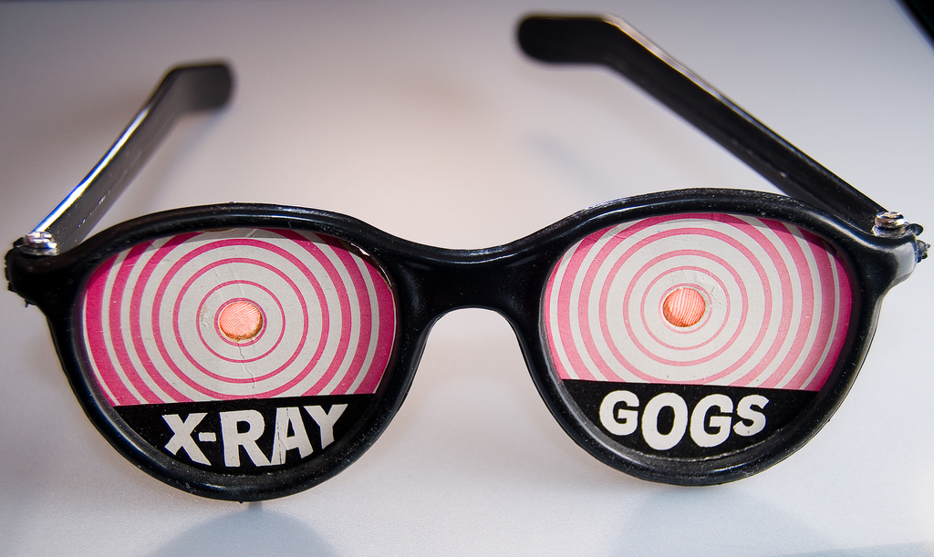 X-Ray-Glasses-via-Flickr-photobunny_earl-2412677222.jpg