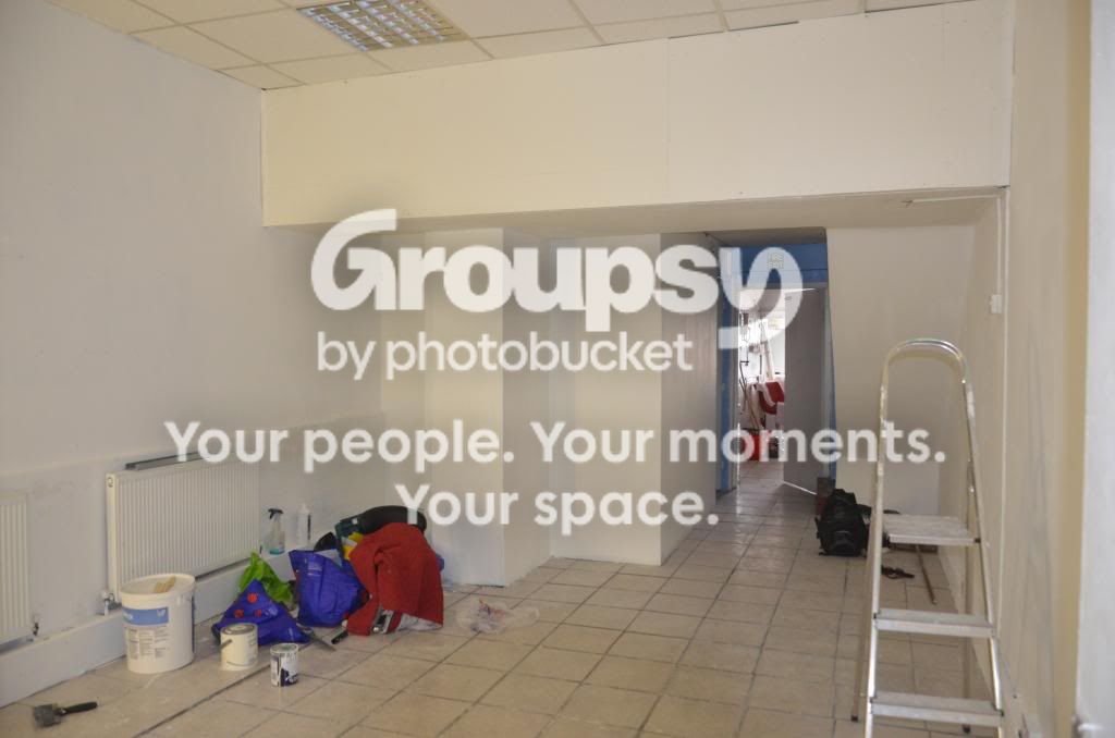 inside2_zpsc48a45b0.jpg