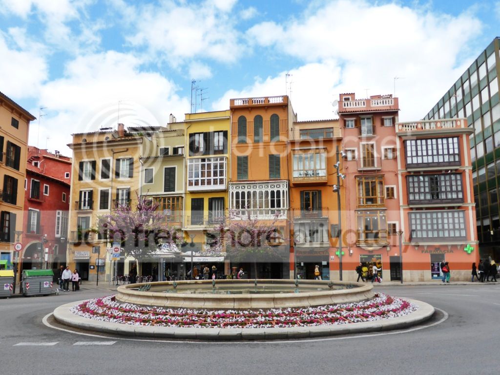 ColouredHouses_zpsc64c8c1b.jpg