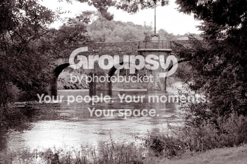bridgemono.jpg