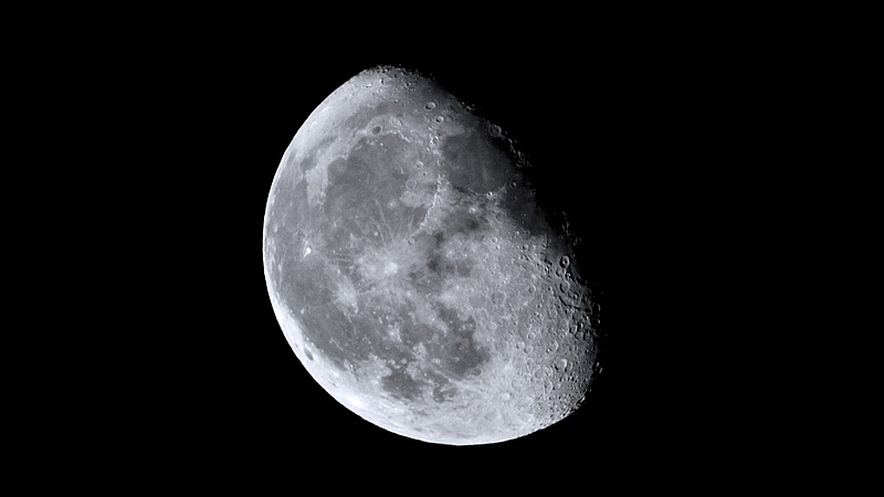 The_Moon_by_mole2k.jpg