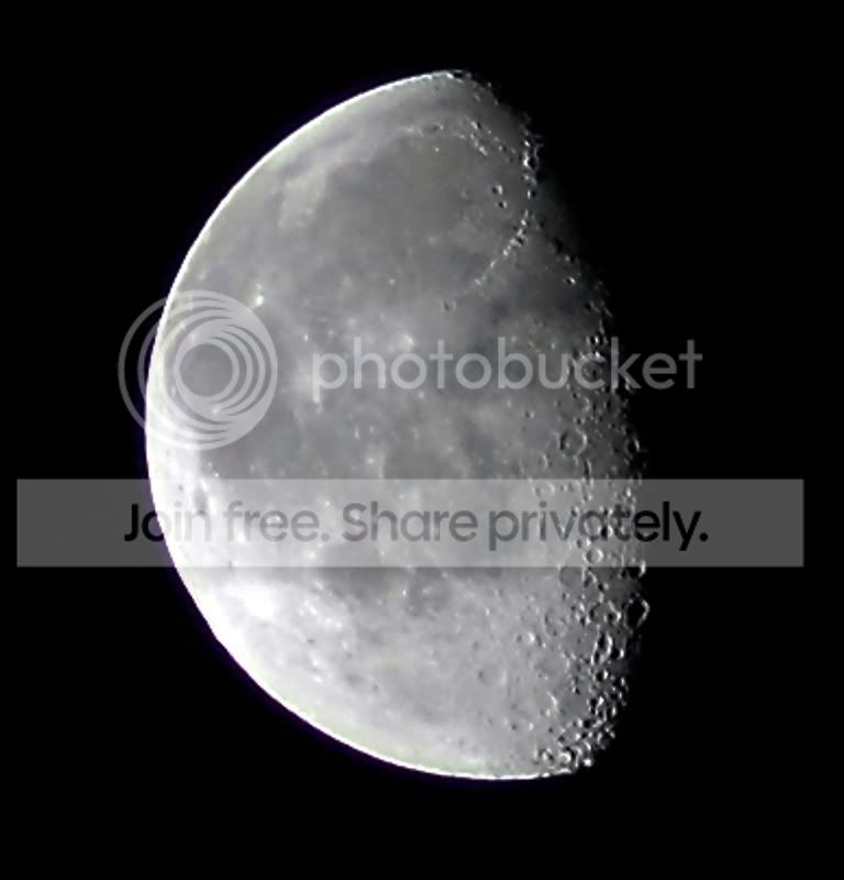 moon12aug09A.jpg