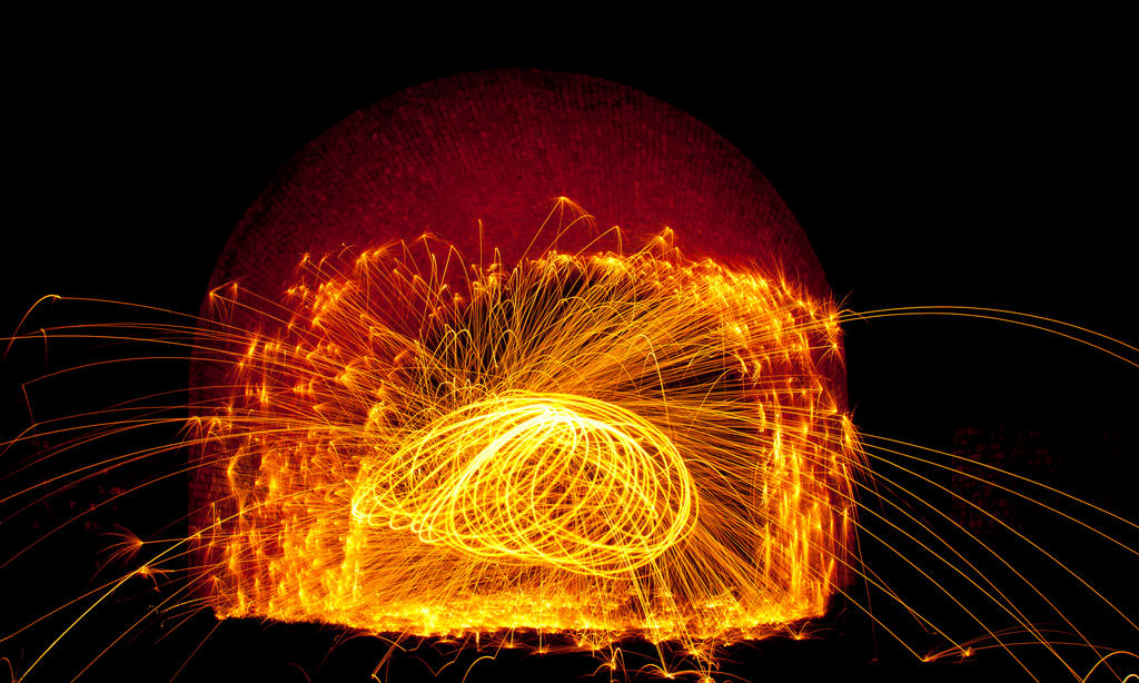 wirewool_light_painting_by_richardfrost-d4fbzbe.jpg