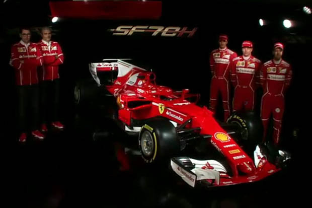 Ferrari-591120.jpg