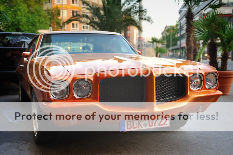 Orange_Pontiac_01.jpg